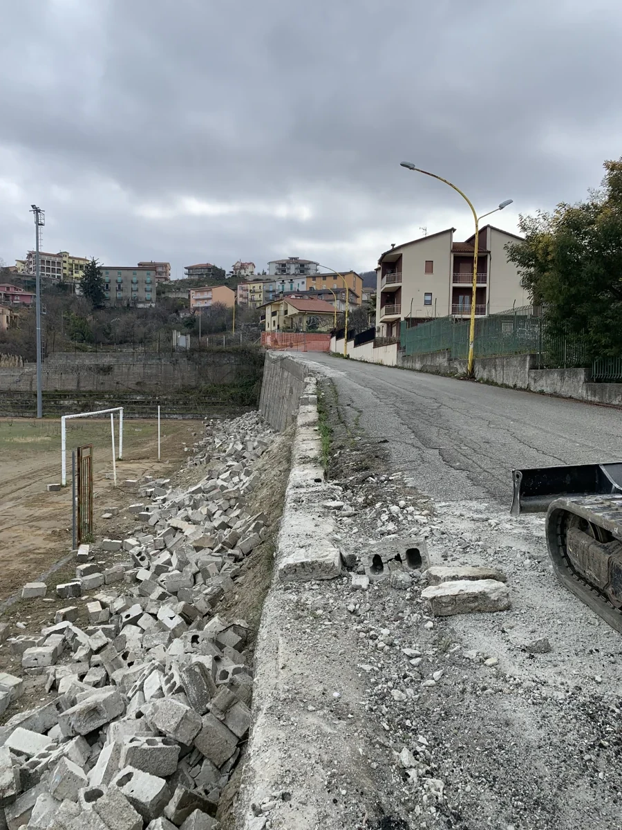 Impianto Sportivo 19